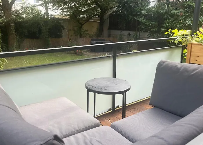 Moderne In Zentrumsnaehe Mit Balkon Апартаменты